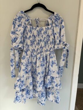 Blue Floral Feminine Cottagecore Ruffled short sleeve dress size 4